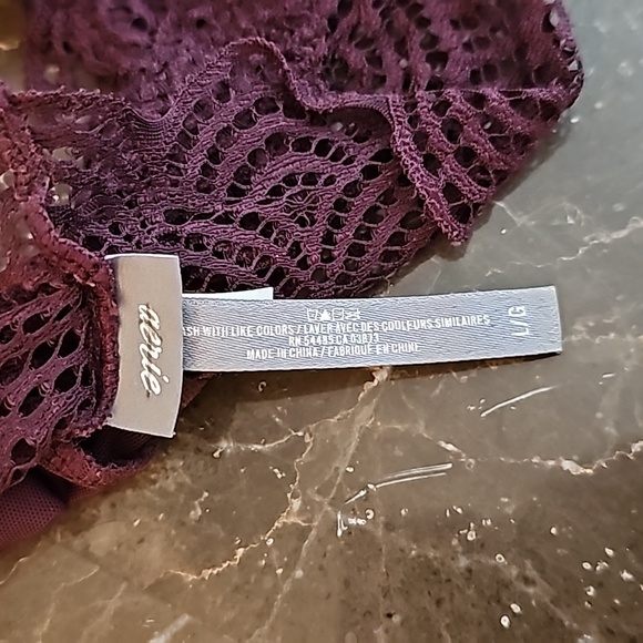 🟣"Aerie" by Aeropostale. Comfortable Fit All Lace Pullover Bra. Size: LG - Picture 4 of 5